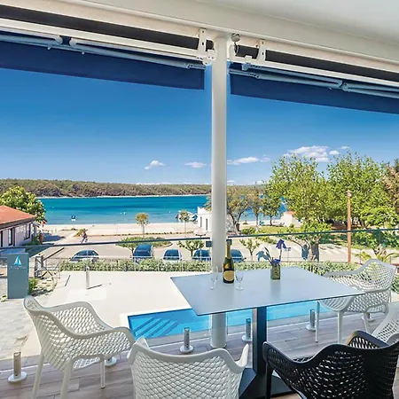 Gorgeous Apartment In Punat With Swimming Pool 公寓 *