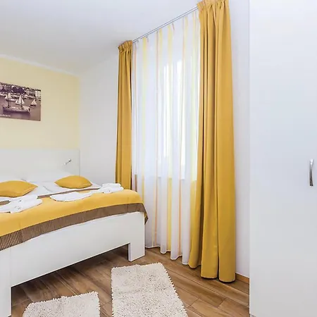 公寓 2 Bedroom Awesome In *