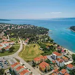 Apartment Lovely In With House Sea View Punat