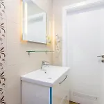 Lovely In With House Sea View